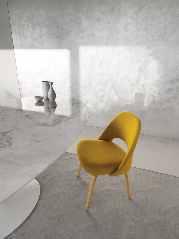 Saarinen Executive Chair - Armless with Wood Legs by Knoll