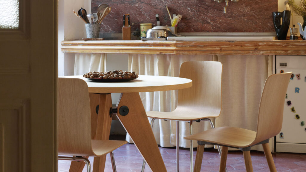 HAL Ply Tube Chair by Vitra