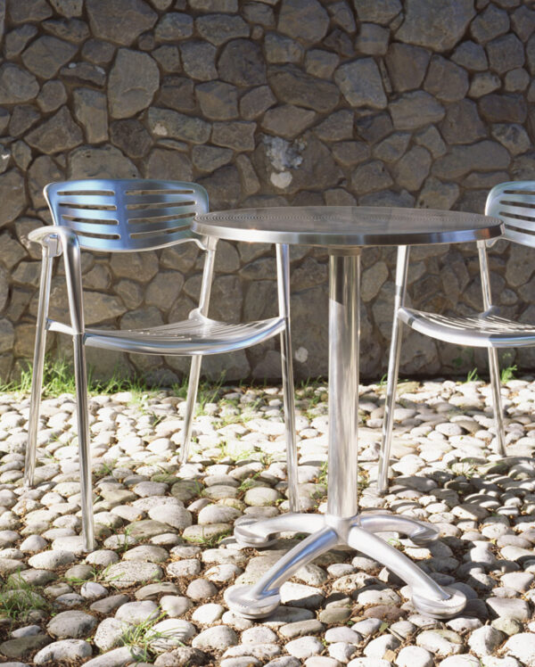 Toledo Stacking Chair by Knoll