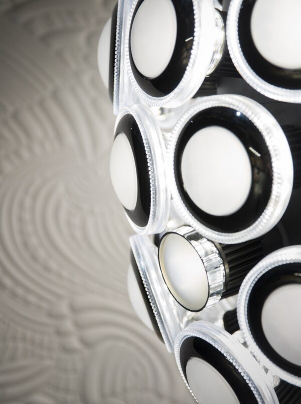 Iconic Eyes by Moooi