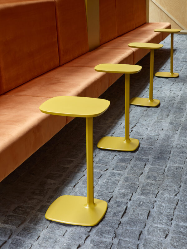 Host Table by Allermuir