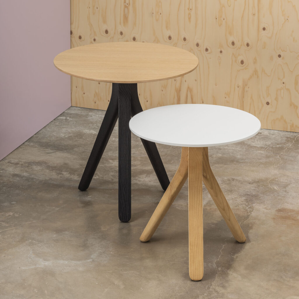 Nuez Table Occasional by Andreu World